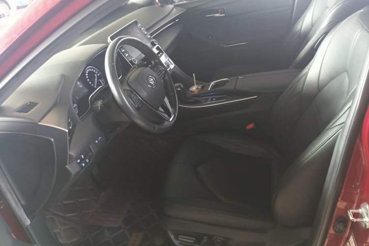 Used Toyota Avalon 2019 Dual-Engine 2.5L XLE Prestige Version China VI Standard Left Front Seat