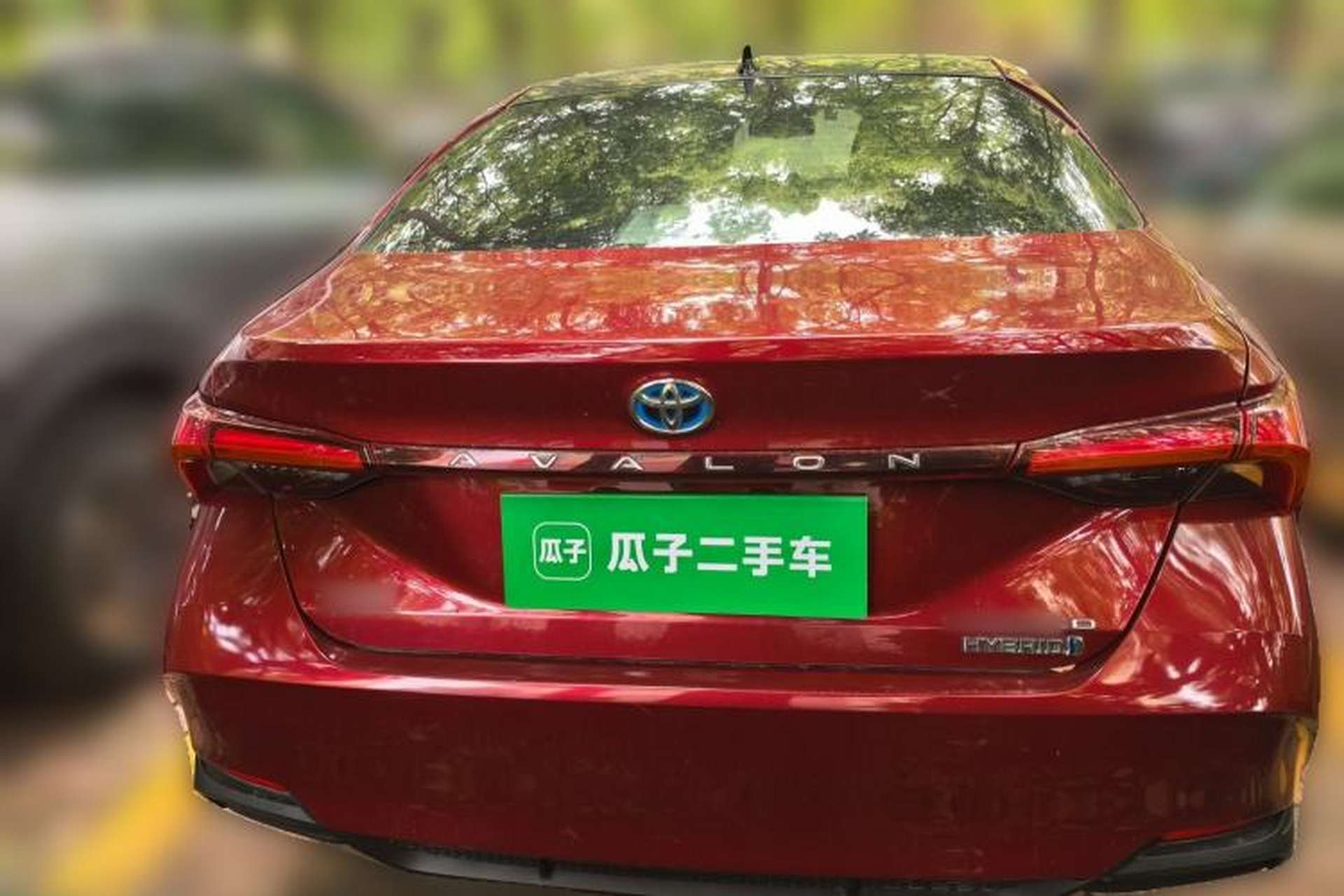 Used Toyota Avalon 2019 Dual-Engine 2.5L Limited Flagship Edition China VI Standard Rear