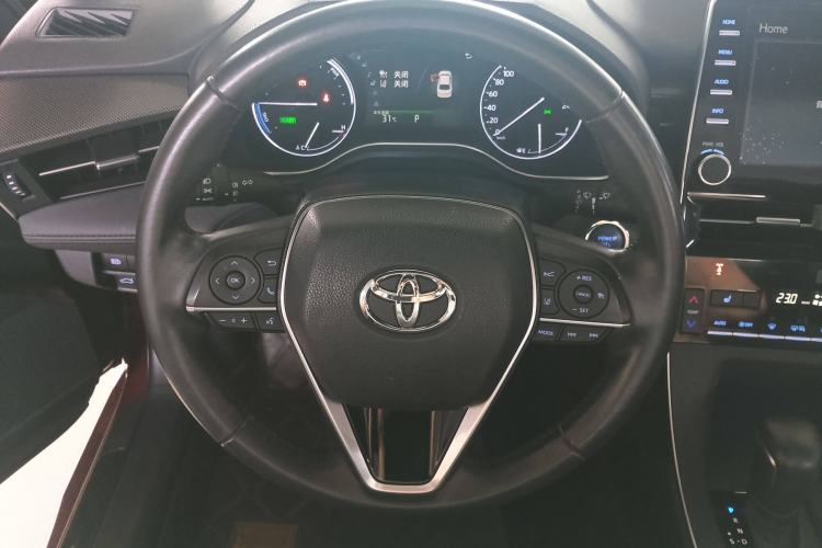 Used Toyota Avalon 2019 Dual-Engine 2.5L XLE Prestige Version China VI Standard Steering Wheel