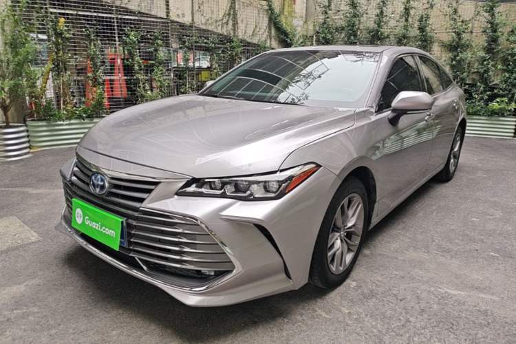 Used Toyota Avalon 2019 Dual-Engine 2.5L Luxury Edition China VI Standard Guazi used car, China used car export, Used car for sale, Used cars, Cheapest cars for sale