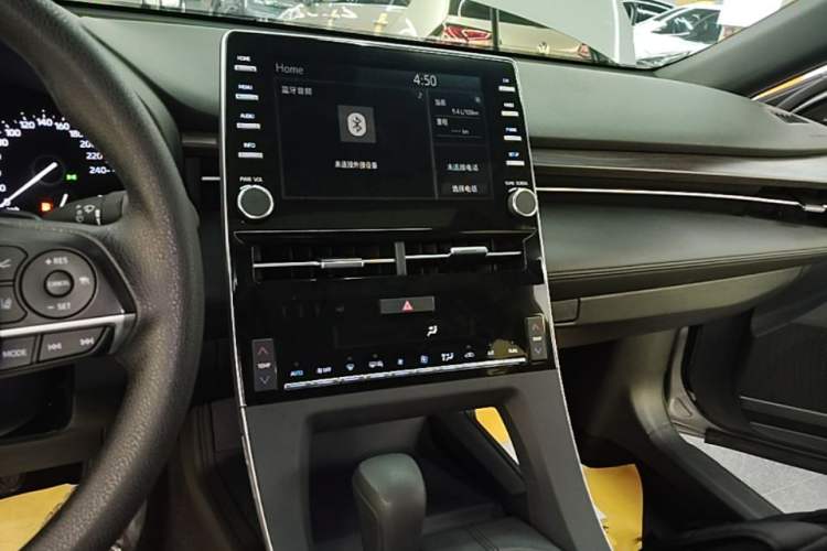 Used Toyota Avalon 2019 2.5L Ambition Version China VI Standard Audio And AC Panel