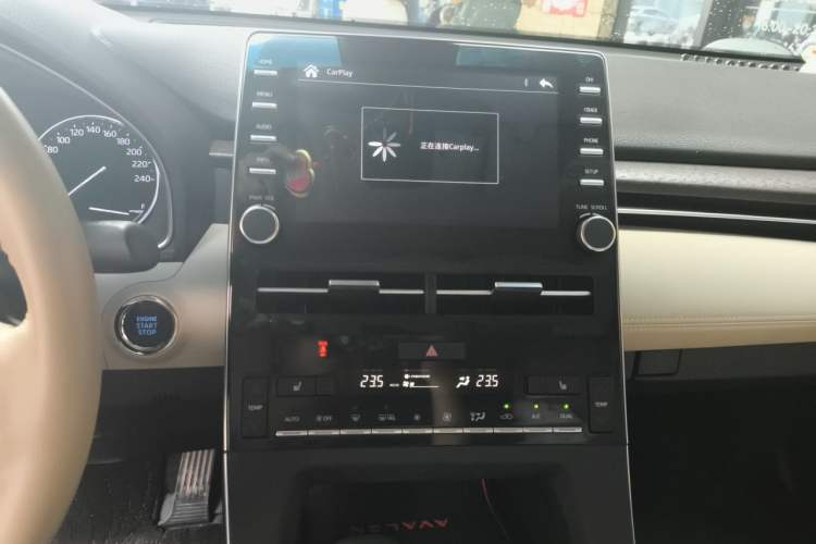 Used Toyota Avalon 2019 2.5L Touring Premium Version China VI Standard Audio And AC Panel