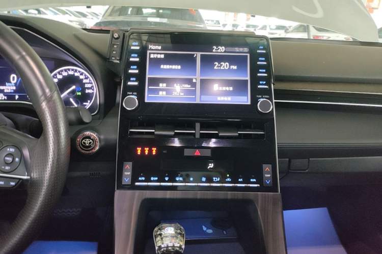 Used Toyota Avalon 2019 2.0L XLE Premium Edition China VI Audio And AC Panel