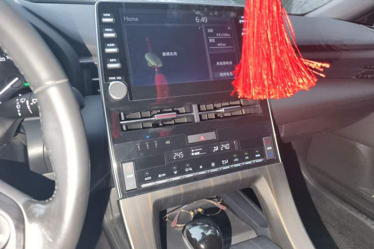 Used Toyota Avalon 2019 2.0L Luxury Edition China VI Standard Audio And AC Panel