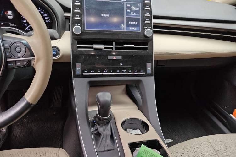 Used Toyota Avalon 2019 2.0L Luxury Edition China VI Standard Audio And AC Panel