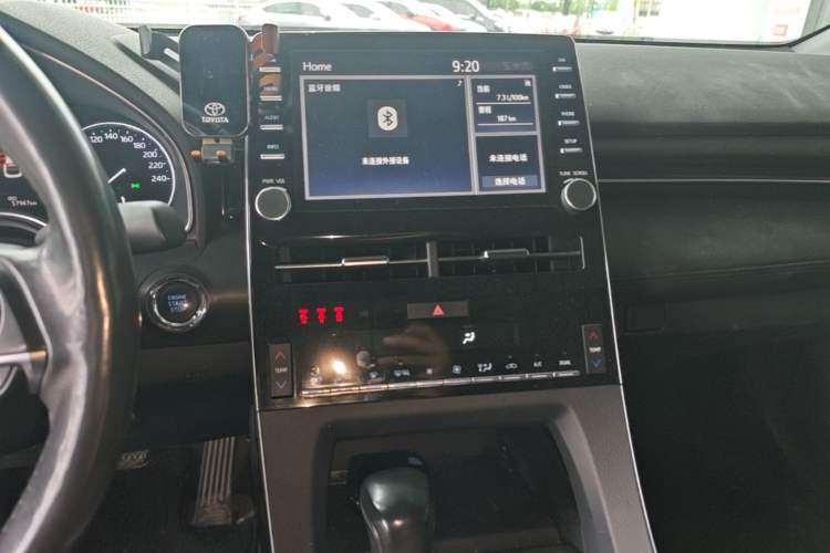 Used Toyota Avalon 2019 2.0L XLE Premium Edition China VI Audio And AC Panel
