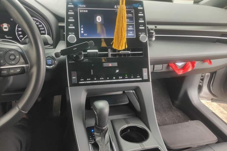 Used Toyota Avalon 2019 2.0L XLE Premium Edition China VI Audio And AC Panel