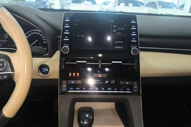 Used Toyota Avalon 2019 2.5L Touring Premium Version China VI Standard Audio And AC Panel