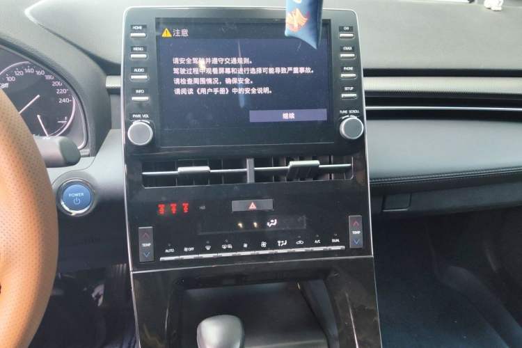 Used Toyota Avalon 2019 Dual-Engine 2.5L Luxury Edition China VI Standard Audio And AC Panel