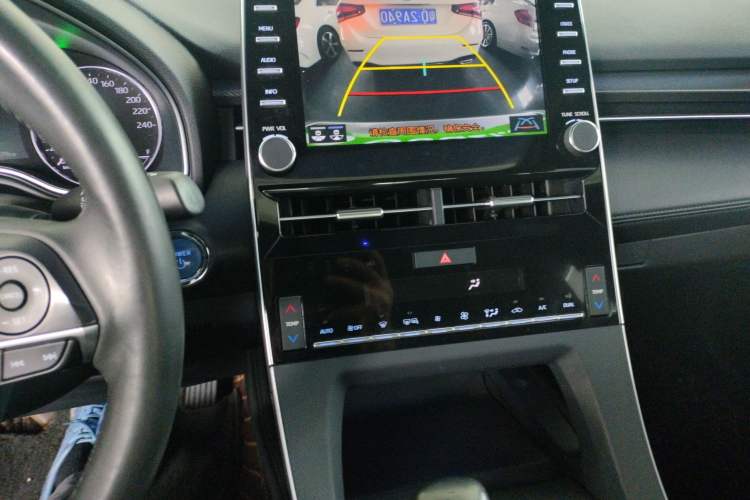 Used Toyota Avalon 2019 Dual-Engine 2.5L Luxury Edition China VI Standard Audio And AC Panel