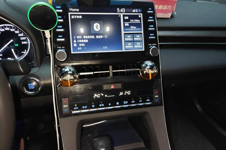 Used Toyota Avalon 2019 2.0L XLE Premium Edition China VI Audio And AC Panel