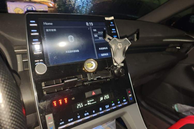 Used Toyota Avalon 2019 Dual-Engine 2.5L Luxury Edition China VI Standard Audio And AC Panel