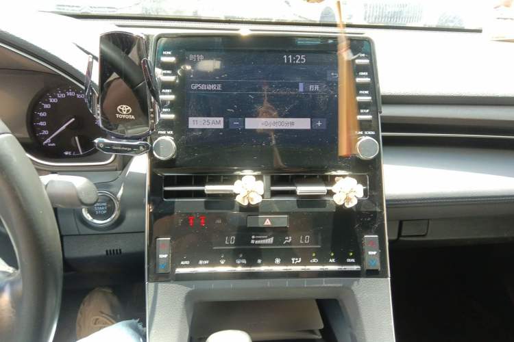 Used Toyota Avalon 2019 2.0L Luxury Edition China VI Standard Audio And AC Panel