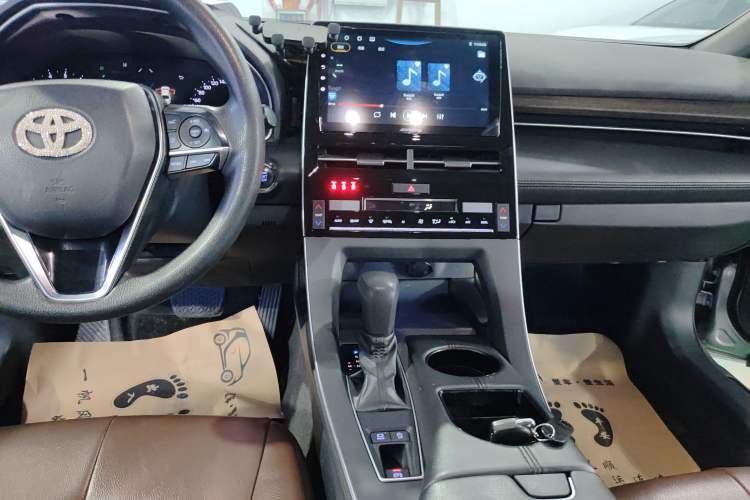 Used Toyota Avalon 2019 2.0L Ambition Edition China VI Audio And AC Panel