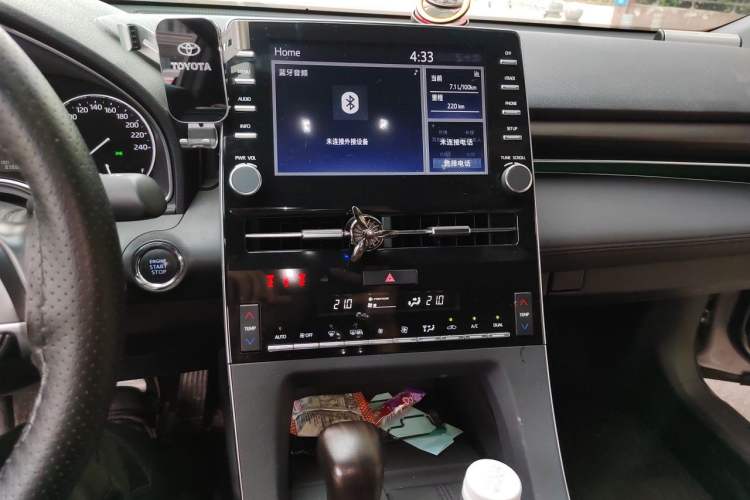 Used Toyota Avalon 2019 2.0L XLE Premium Edition China VI Audio And AC Panel