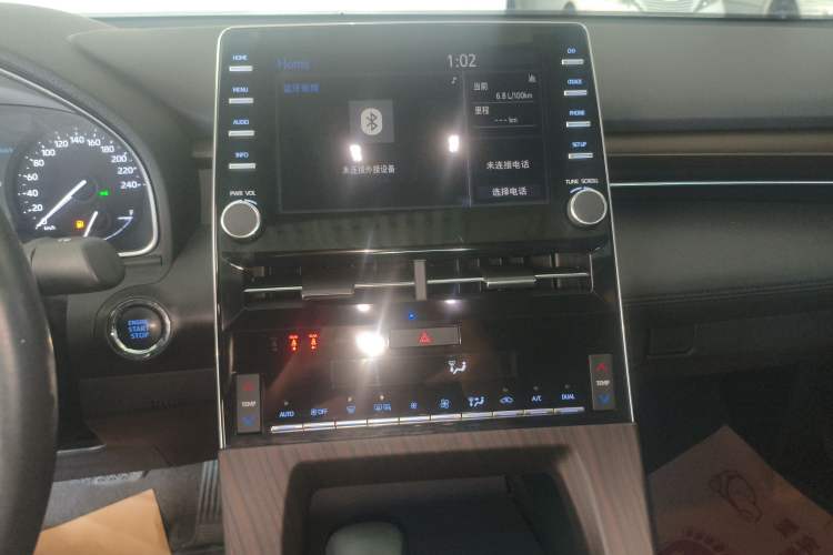 Used Toyota Avalon 2019 2.0L Luxury Edition China VI Standard Audio And AC Panel