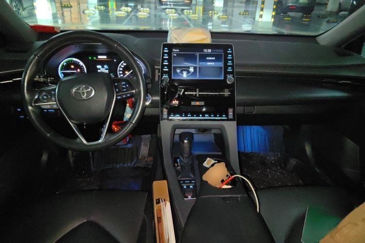 Used Toyota Avalon 2019 Dual-Engine 2.5L Luxury Edition China VI Standard Center Console