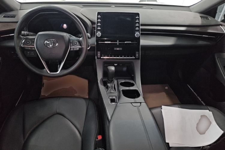 Used Toyota Avalon 2019 2.0L Ambition Edition China VI Center Console