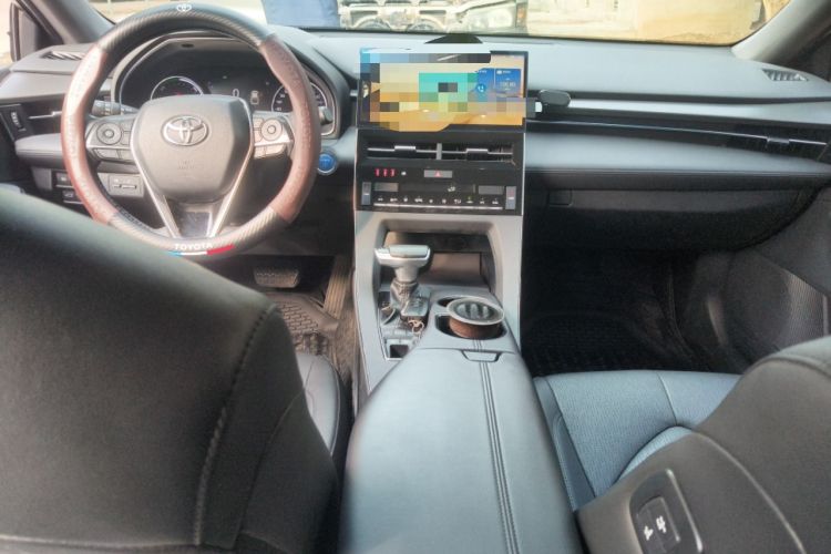 Used Toyota Avalon 2019 Dual-Engine 2.5L Luxury Edition China VI Standard Center Console
