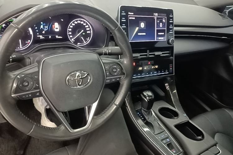 Used Toyota Avalon 2019 Dual-Engine 2.5L Luxury Edition China VI Standard Center Console