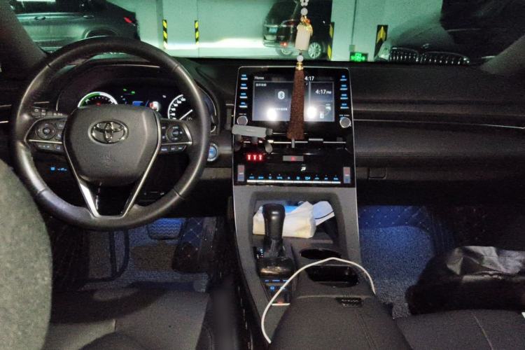 Used Toyota Avalon 2019 Dual-Engine 2.5L Luxury Edition China VI Standard Center Console