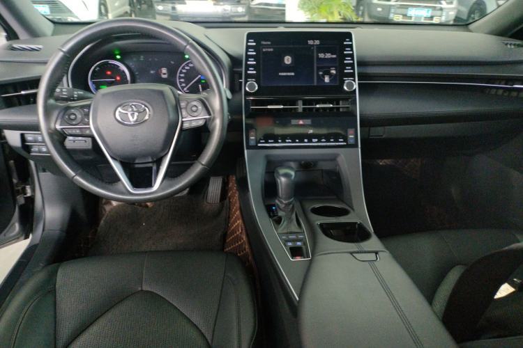 Used Toyota Avalon 2019 Dual-Engine 2.5L Luxury Edition China VI Standard Center Console