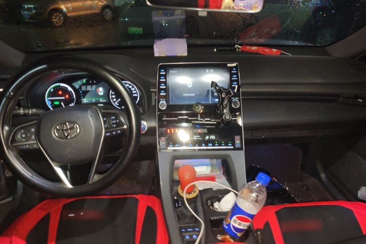 Used Toyota Avalon 2019 Dual-Engine 2.5L Luxury Edition China VI Standard Center Console