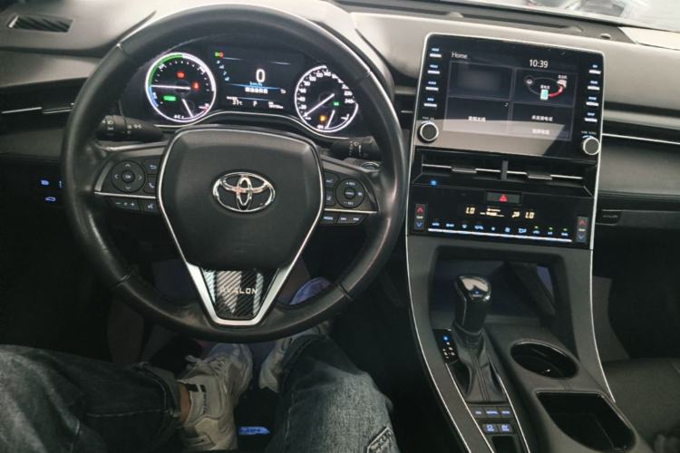 Used Toyota Avalon 2019 Dual-Engine 2.5L Luxury Edition China VI Standard Center Console
