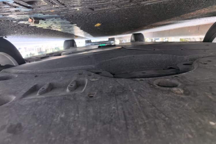 Used Toyota Avalon 2019 2.5L Touring Premium Version China VI Standard Chassis Front