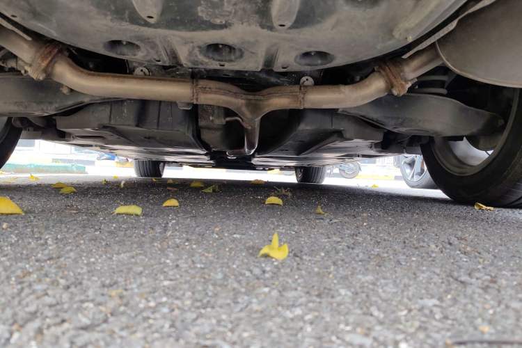 Used Toyota Avalon 2019 2.0L Luxury Edition China VI Standard Chassis Front