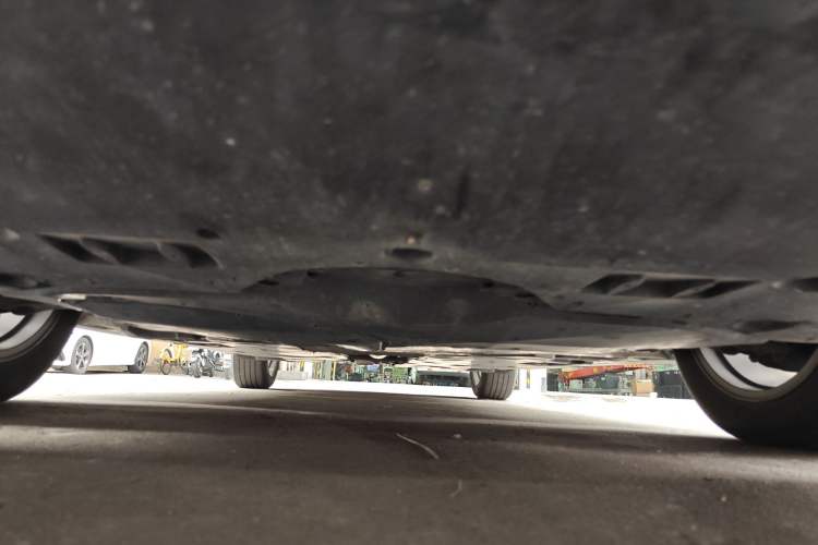 Used Toyota Avalon 2019 2.0L Luxury Edition China VI Standard Chassis Front