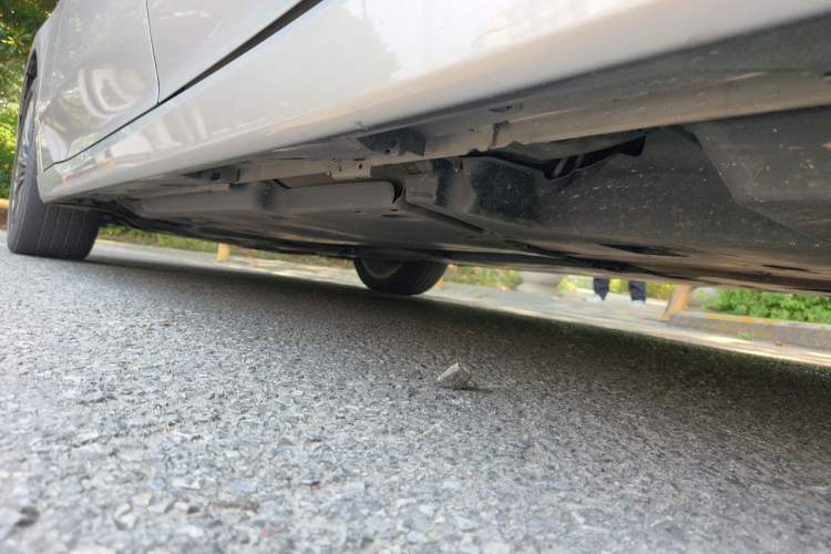 Used Toyota Avalon 2019 2.0L XLE Premium Edition China VI Chassis Front Left