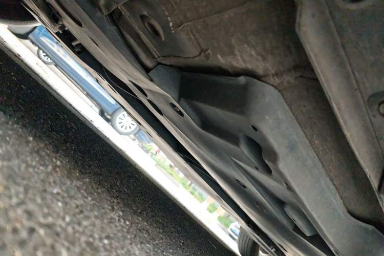 Used Toyota Avalon 2019 2.5L Touring Premium Version China VI Standard Chassis Front Left