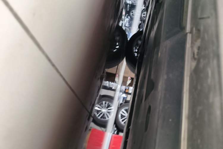 Used Toyota Avalon 2019 2.0L XLE Premium Edition China VI Chassis Front Left