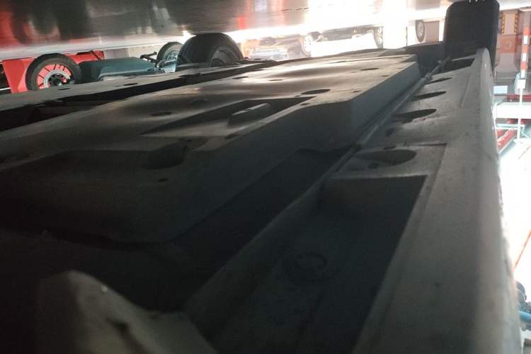Used Toyota Avalon 2019 Dual-Engine 2.5L Luxury Edition China VI Standard Chassis Front Right