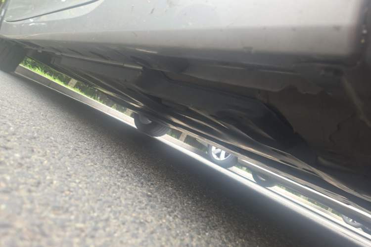 Used Toyota Avalon 2019 2.5L Touring Premium Version China VI Standard Chassis Front Right
