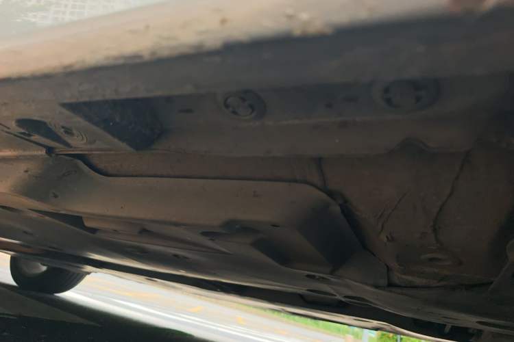 Used Toyota Avalon 2019 2.5L Touring Premium Version China VI Standard Chassis Front Right