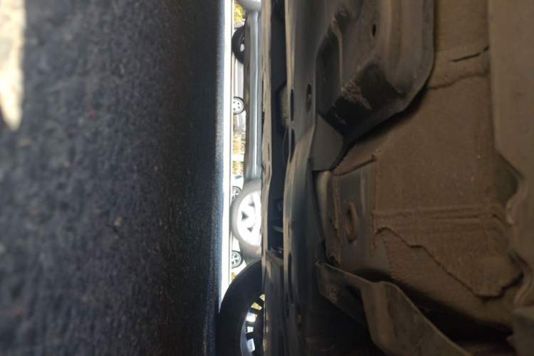 Used Toyota Avalon 2019 2.5L Touring Premium Version China VI Standard Chassis Front Right