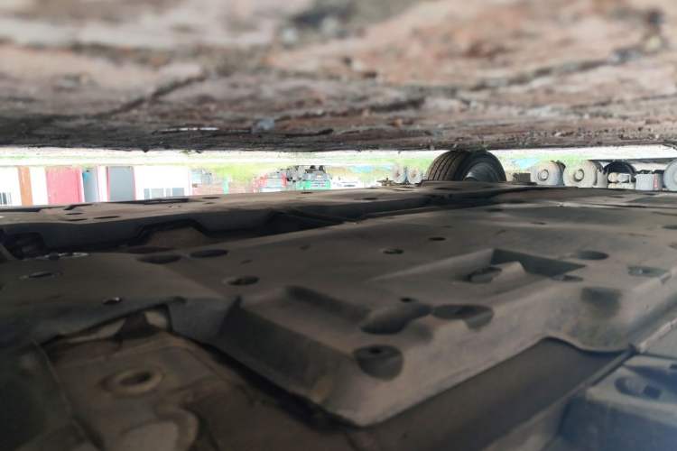 Used Toyota Avalon 2019 2.0L XLE Premium Edition China VI Chassis Front Right