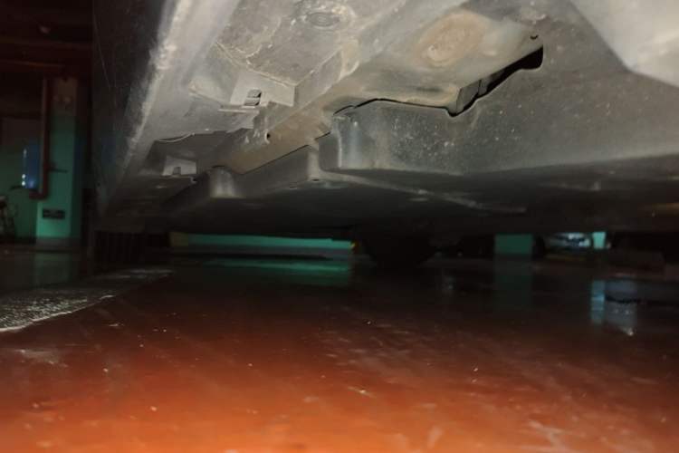 Used Toyota Avalon 2019 2.0L Luxury Edition China VI Standard Chassis Rear Left