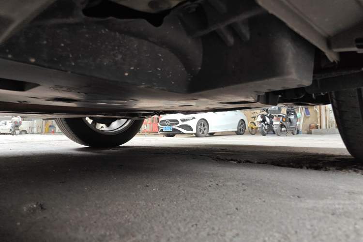 Used Toyota Avalon 2019 2.0L Luxury Edition China VI Standard Chassis Rear Left