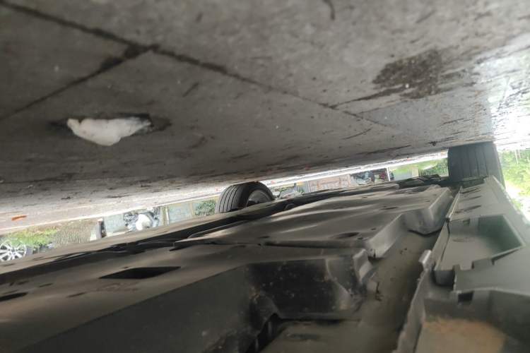 Used Toyota Avalon 2019 2.0L XLE Premium Edition China VI Chassis Rear Left