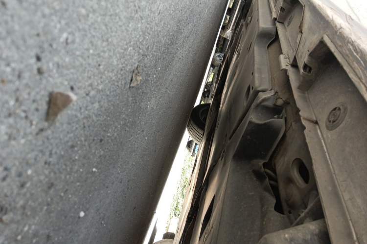 Used Toyota Avalon 2019 2.0L Luxury Edition China VI Standard Chassis Rear Left