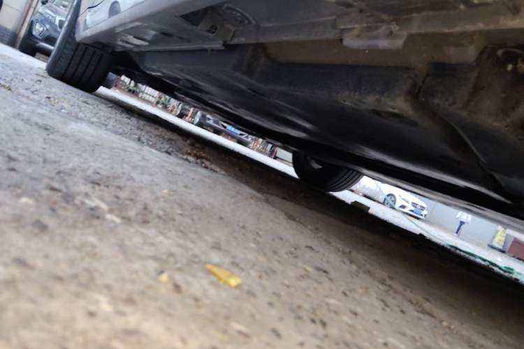 Used Toyota Avalon 2019 2.0L Ambition Edition China VI Chassis Rear Left