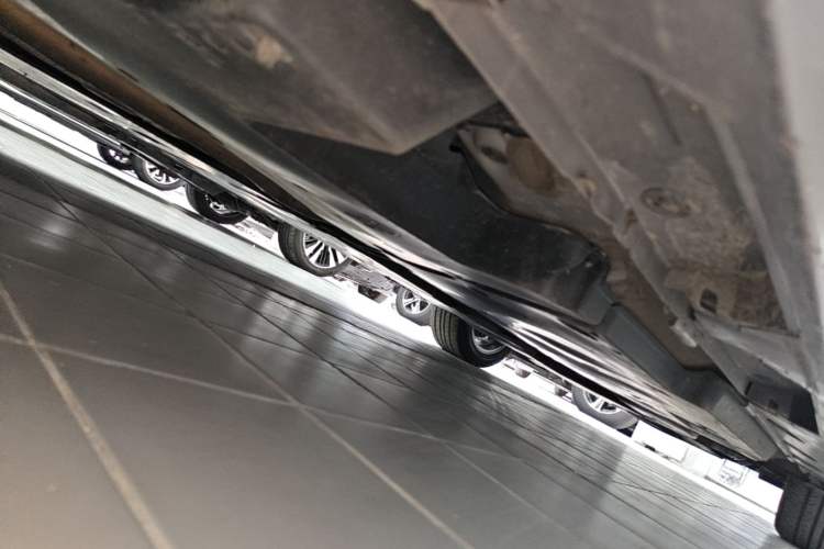 Used Toyota Avalon 2019 2.0L Ambition Edition China VI Chassis Rear Right