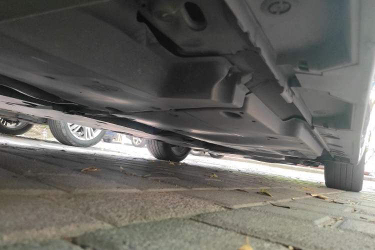Used Toyota Avalon 2019 2.5L Touring Premium Version China V Standard Chassis Rear Right