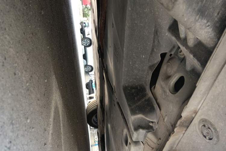 Used Toyota Avalon 2019 2.0L Luxury Edition China VI Standard Chassis Rear Right