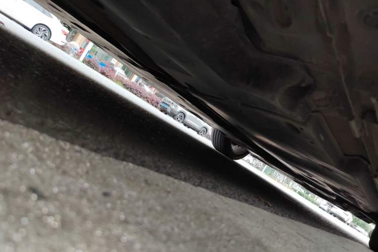 Used Toyota Avalon 2019 2.0L XLE Premium Edition China VI Chassis Rear Right