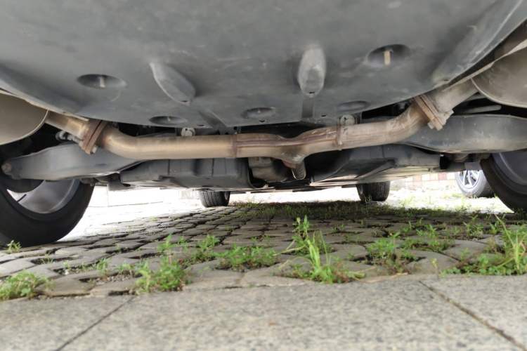Used Toyota Avalon 2019 2.5L Touring Premium Version China VI Standard Chassis Rear
