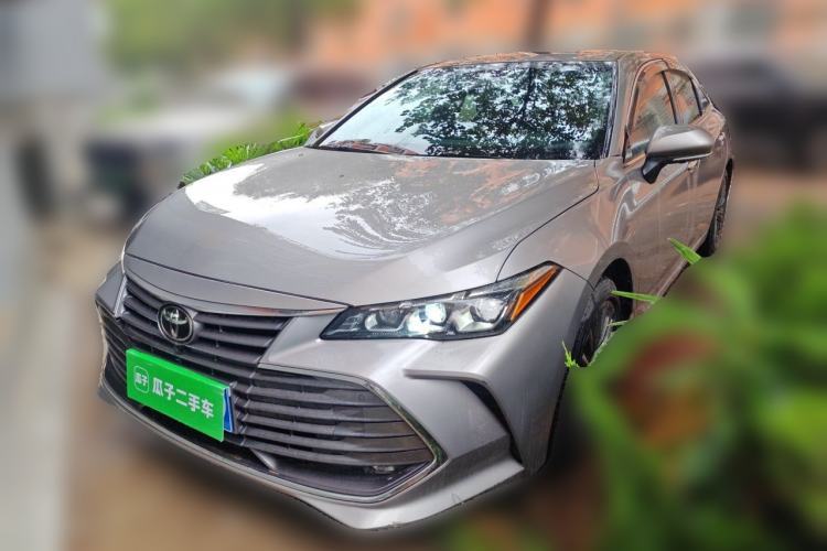 Used Toyota Avalon 2019 2.0L XLE Premium Edition China VI Guazi used car, China used car export, Used car for sale, Used cars, Cheapest cars for sale